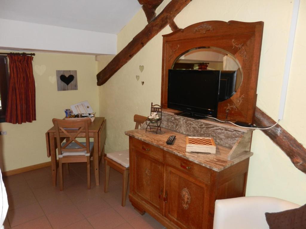 B&B Le 'Ti 'Bou De Refuge Бульон Номер фото