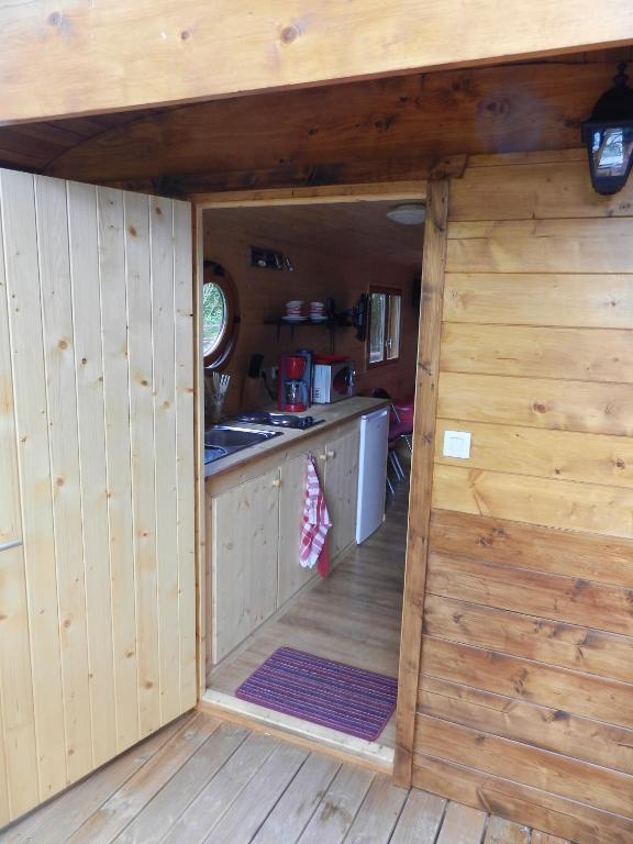 B&B Le 'Ti 'Bou De Refuge Бульон Номер фото